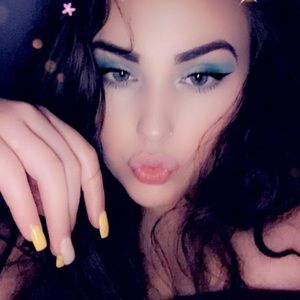 Meet your Posher, Kaylee